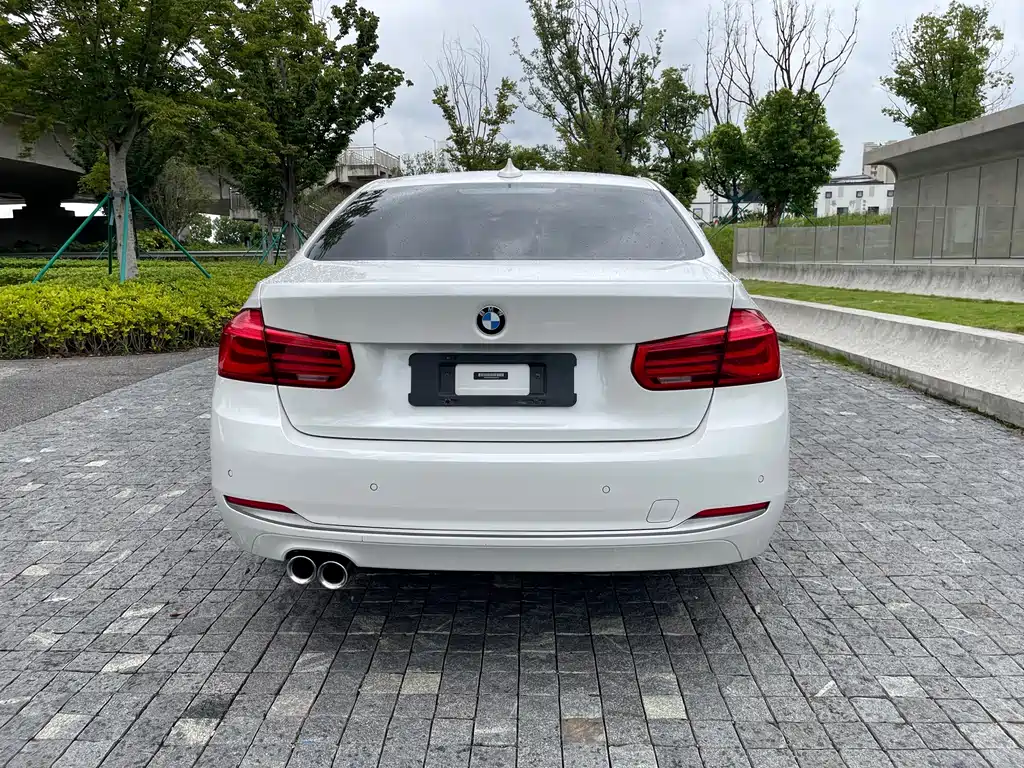 BMW 3 Series — миниатюра 15