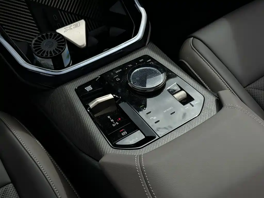 BMW X3 — миниатюра 19