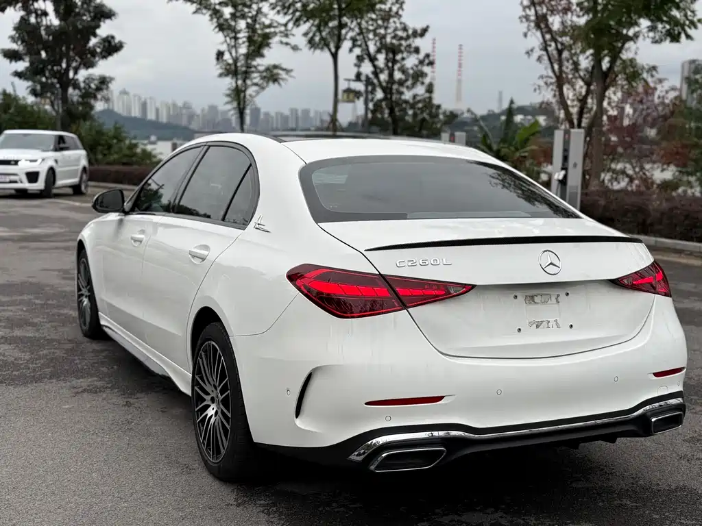 MERCEDES-BENZ C CLASS