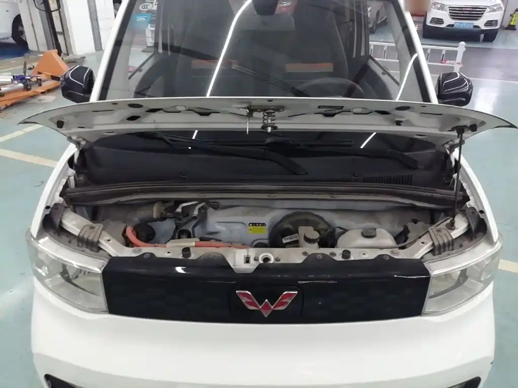 Wuling MINIEV — миниатюра 20