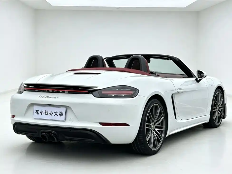 Porsche 718 2016 Boxster 2.0T