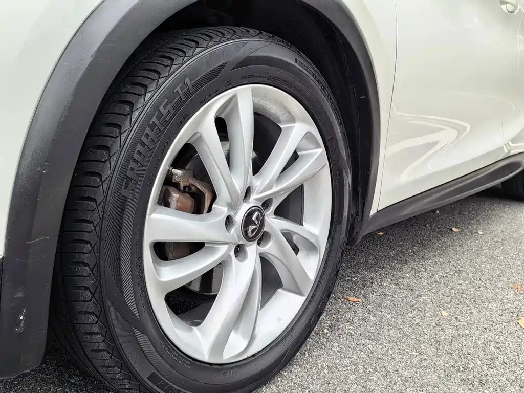 Infiniti QX30 — миниатюра 17