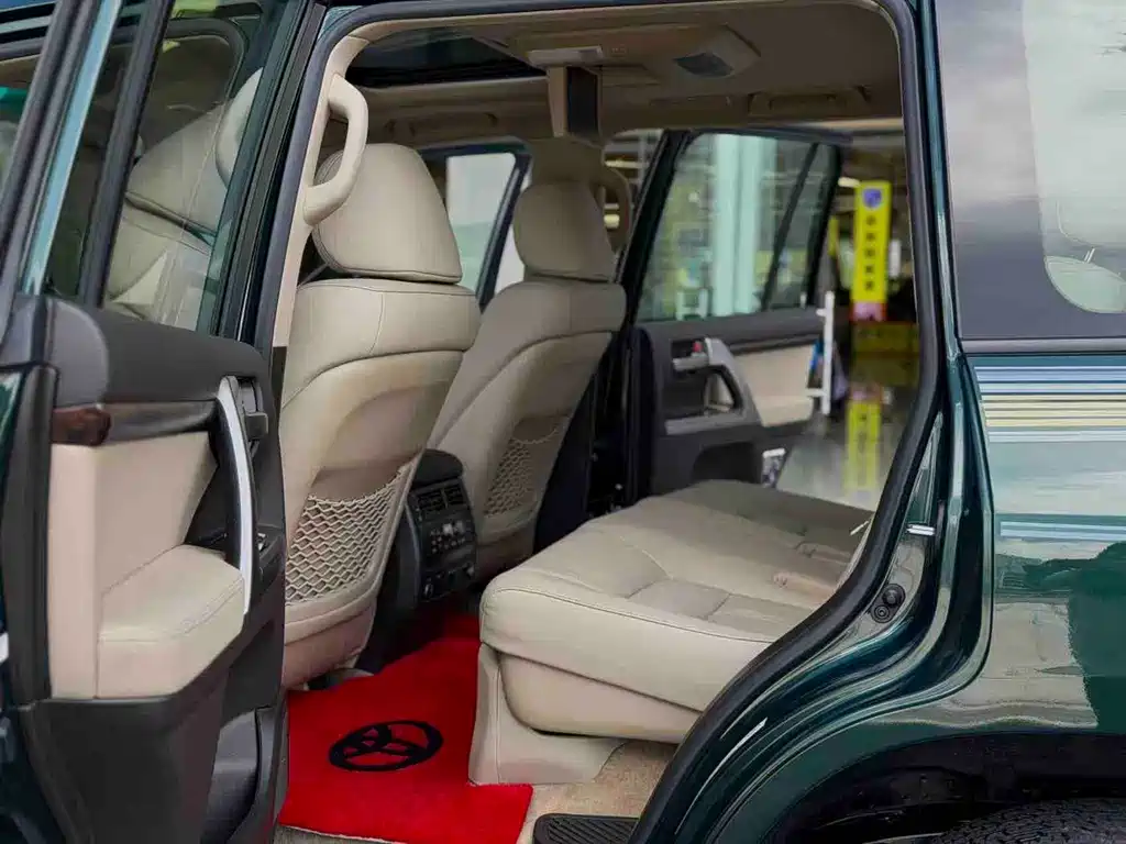 Toyota Land Cruiser — миниатюра 26