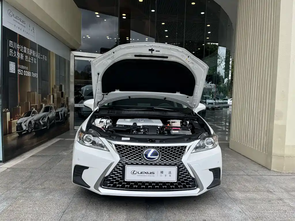Lexus CT 2017 CT200h Comfort VI