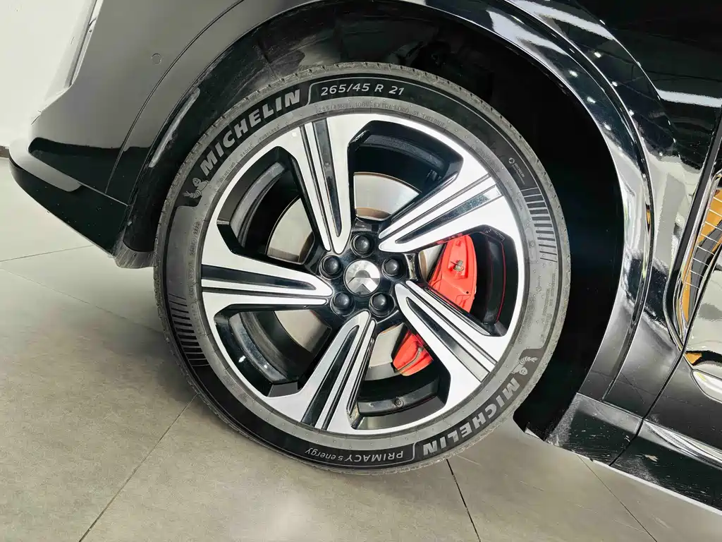 NIO ES8 — миниатюра 13