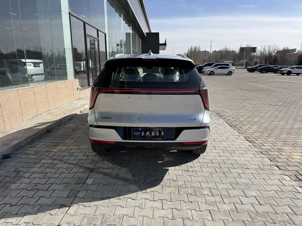 Geely Boyue L L 2025 1.5TD DCT