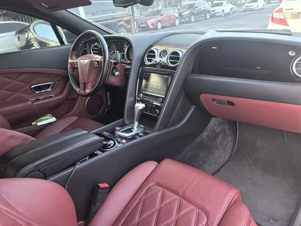 Bentley Continental — миниатюра 6