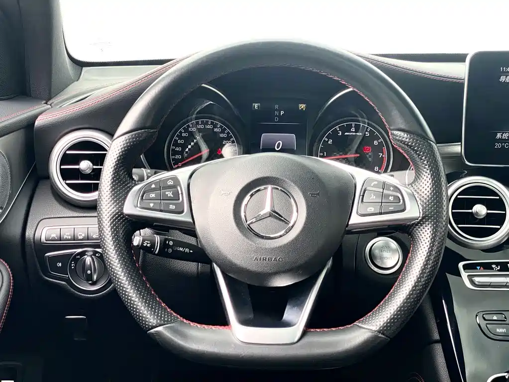 Mercedes-Benz GLC AMG — миниатюра 9