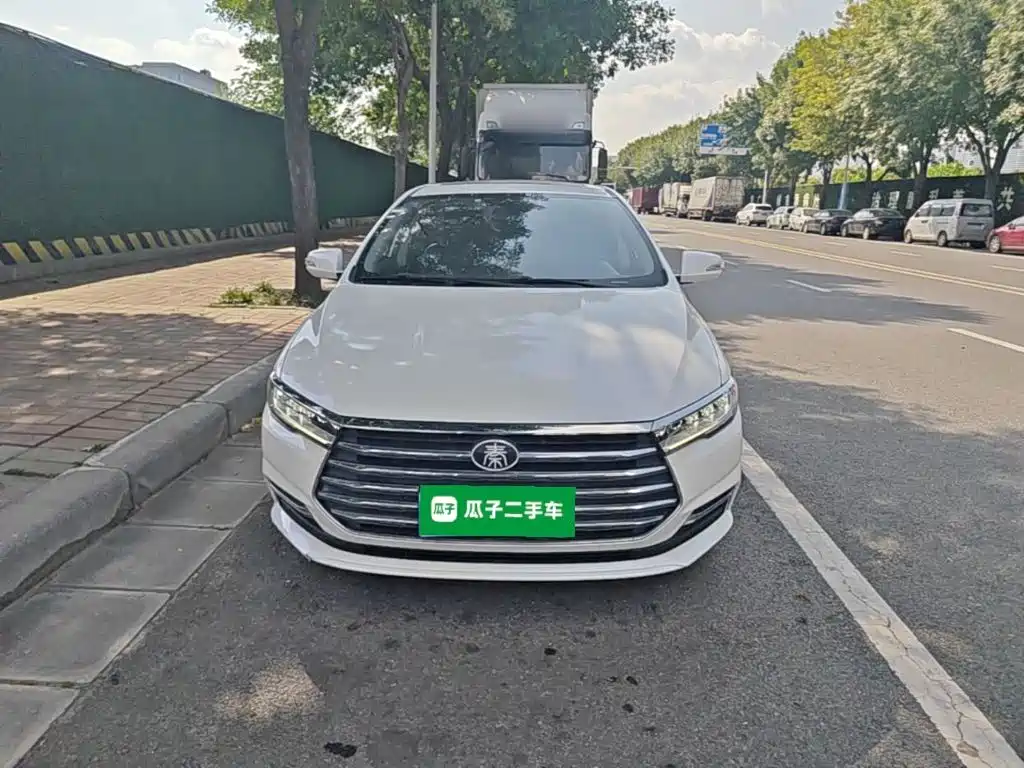 BYD Qin — миниатюра 3