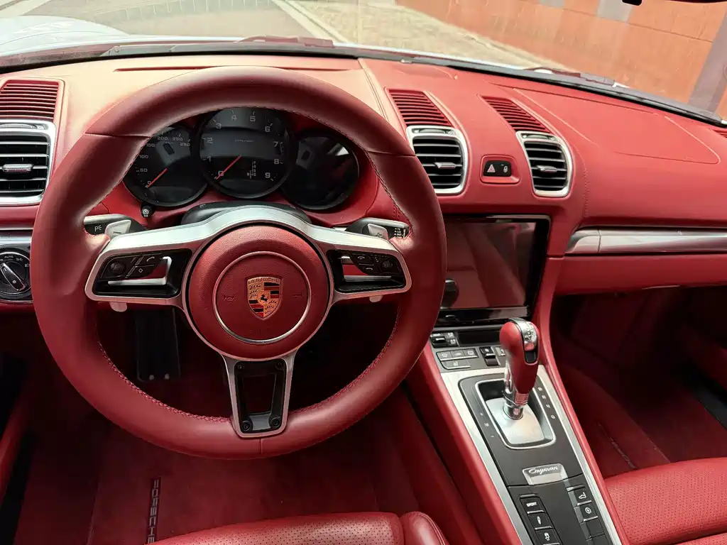 Porsche Cayman — миниатюра 14