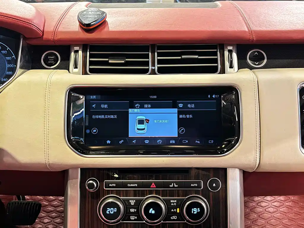 Land Rover Range Rover — миниатюра 25