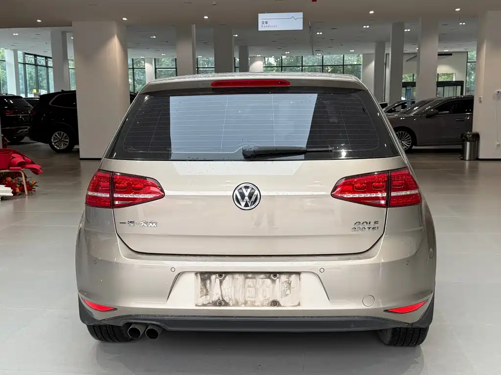 Volkswagen Golf — миниатюра 8