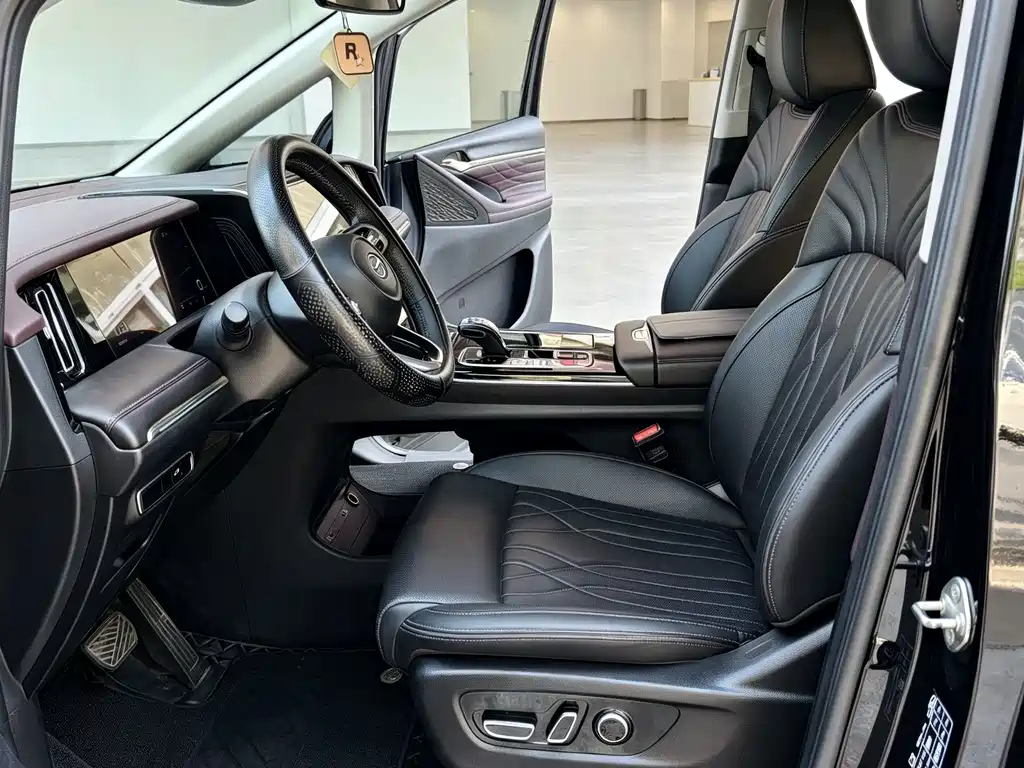 GAC Motor Trumpchi M8 — миниатюра 9