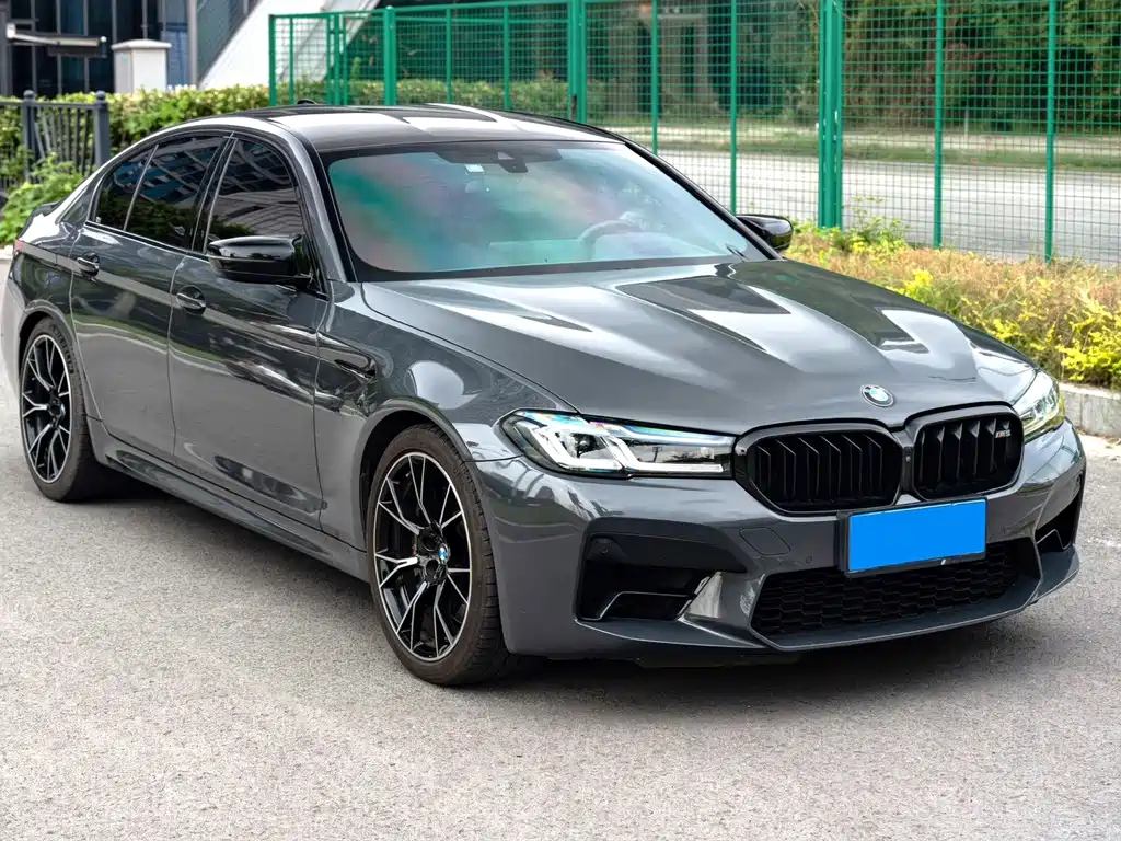 BMW M5 — миниатюра 3