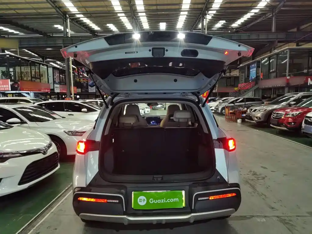 BYD Yuan UP — миниатюра 19