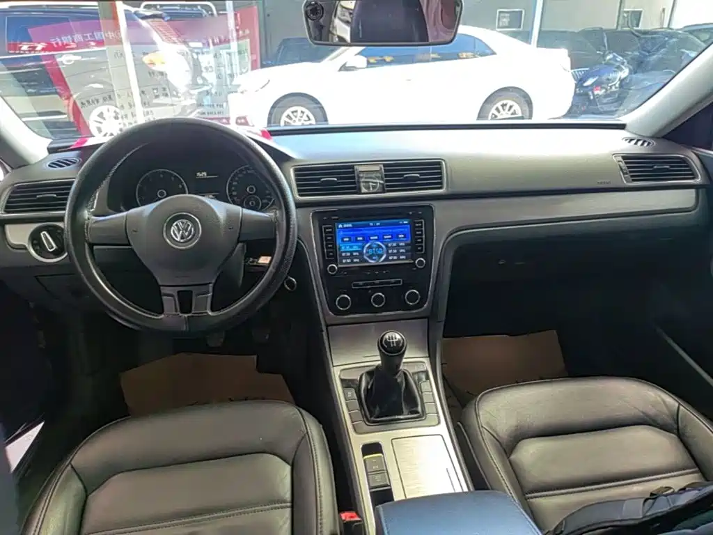 Volkswagen Passat — миниатюра 10