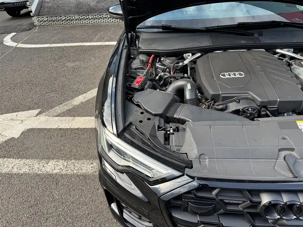 Audi A6 2024 Avant 45 TFSI