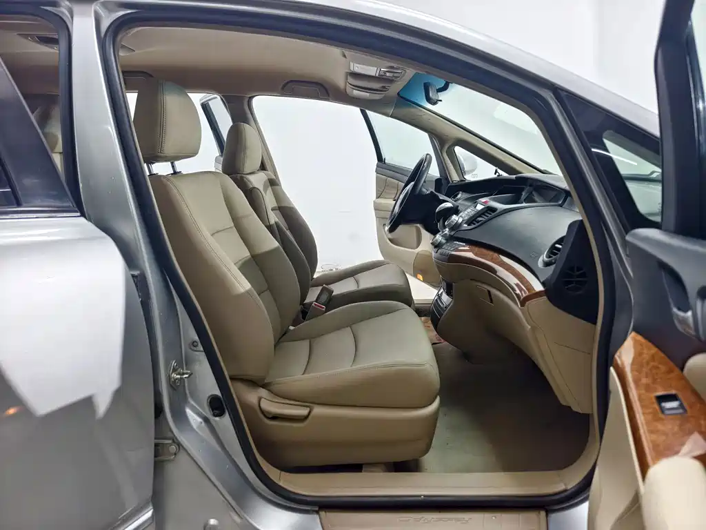 Honda Odyssey — миниатюра 13