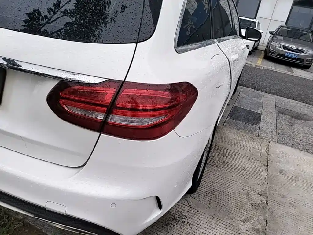 Mercedes-Benz C-Class (Import) — миниатюра 8