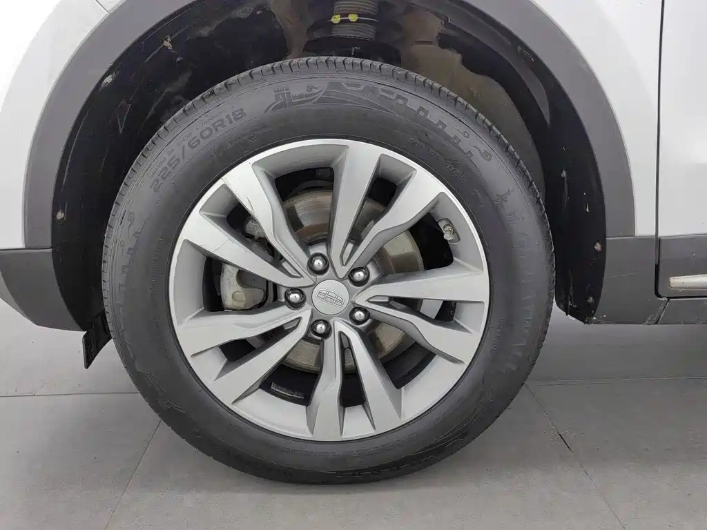 Geely Boyue — миниатюра 17