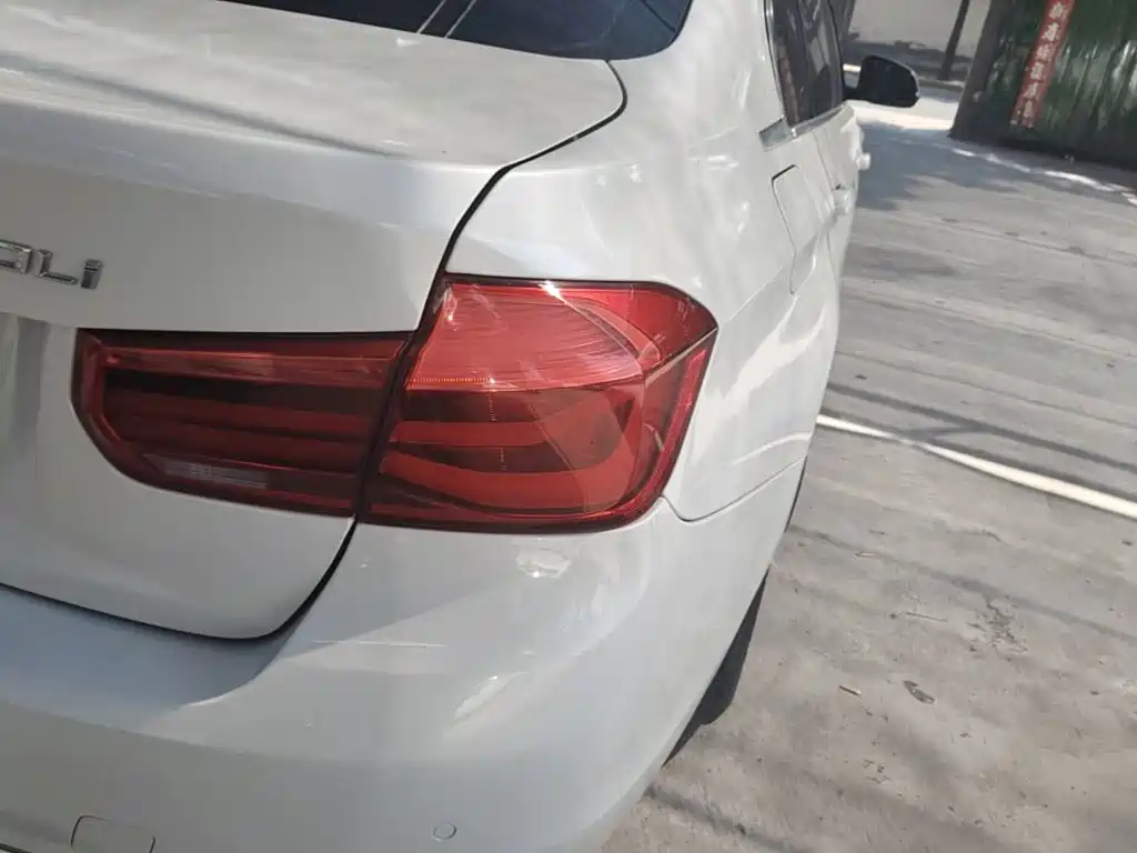BMW 3 Series — миниатюра 8