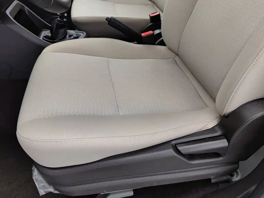 Wuling Hongguang V — миниатюра 20