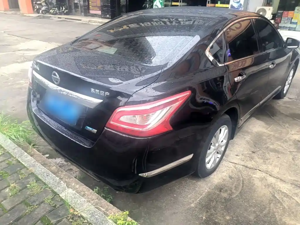 Nissan Teana — миниатюра 7