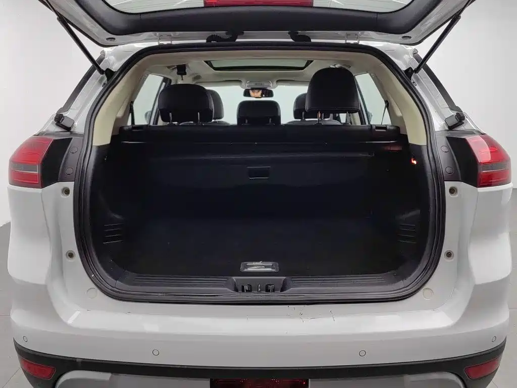 Geely Boyue — миниатюра 16