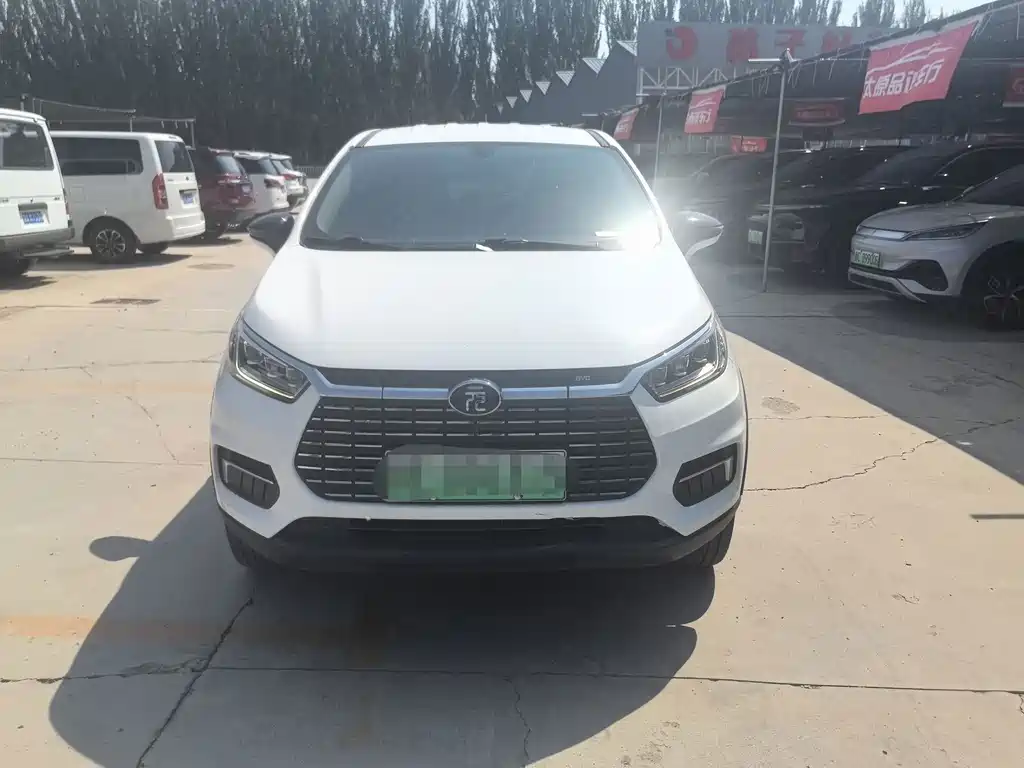BYD Yuan EV — миниатюра 2