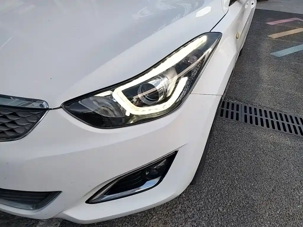 Hyundai Elantra Langdong — миниатюра 24