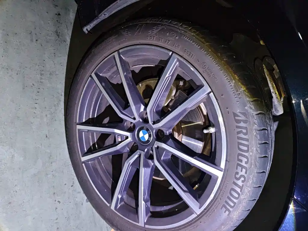 BMW 3 Series — миниатюра 8