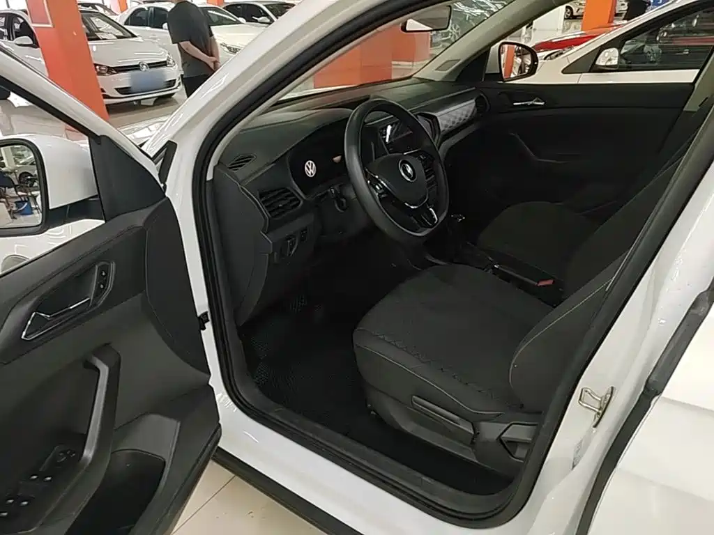 Volkswagen T-Cross — миниатюра 16