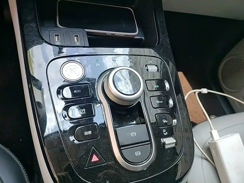 BYD D1 — миниатюра 19