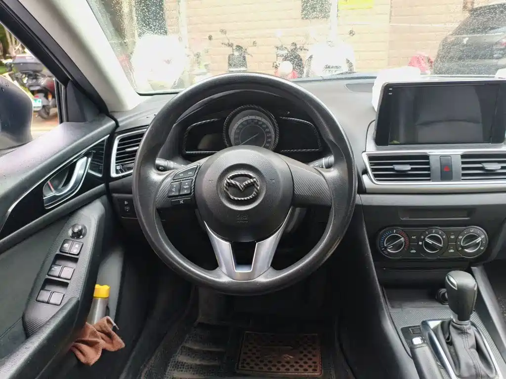 Mazda 3 Axela — миниатюра 3