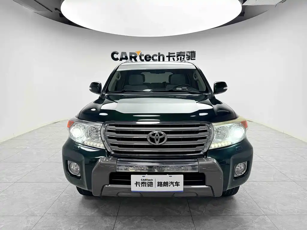 Toyota Land Cruiser 2013