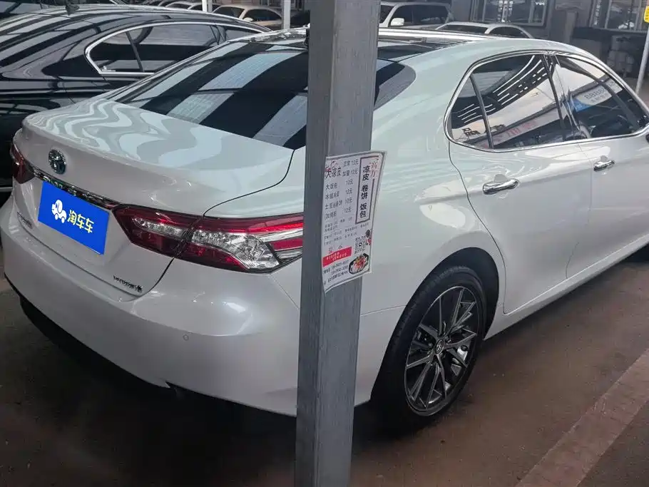 Toyota Camry 2023 2.5HG Luxury