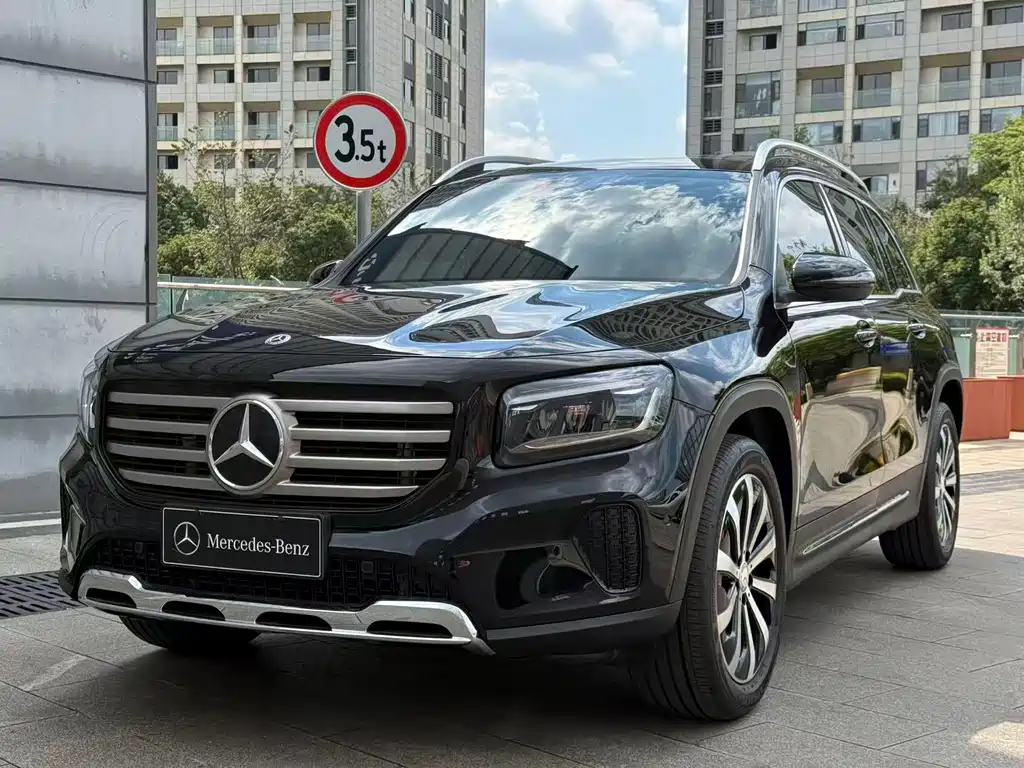 Mercedes-Benz GLB — миниатюра 33