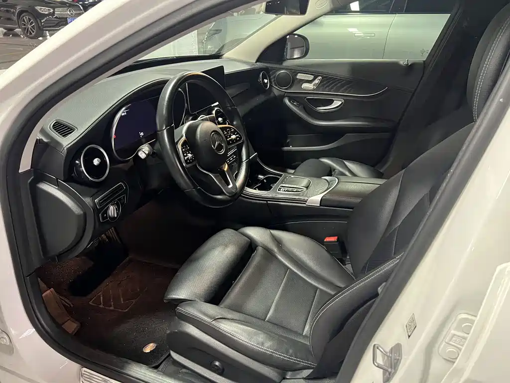 Mercedes-Benz C-Class — миниатюра 9
