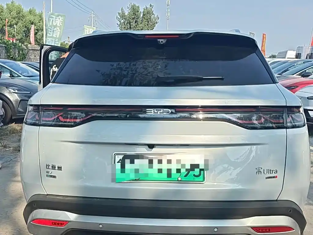 BYD Song Ultra — миниатюра 8