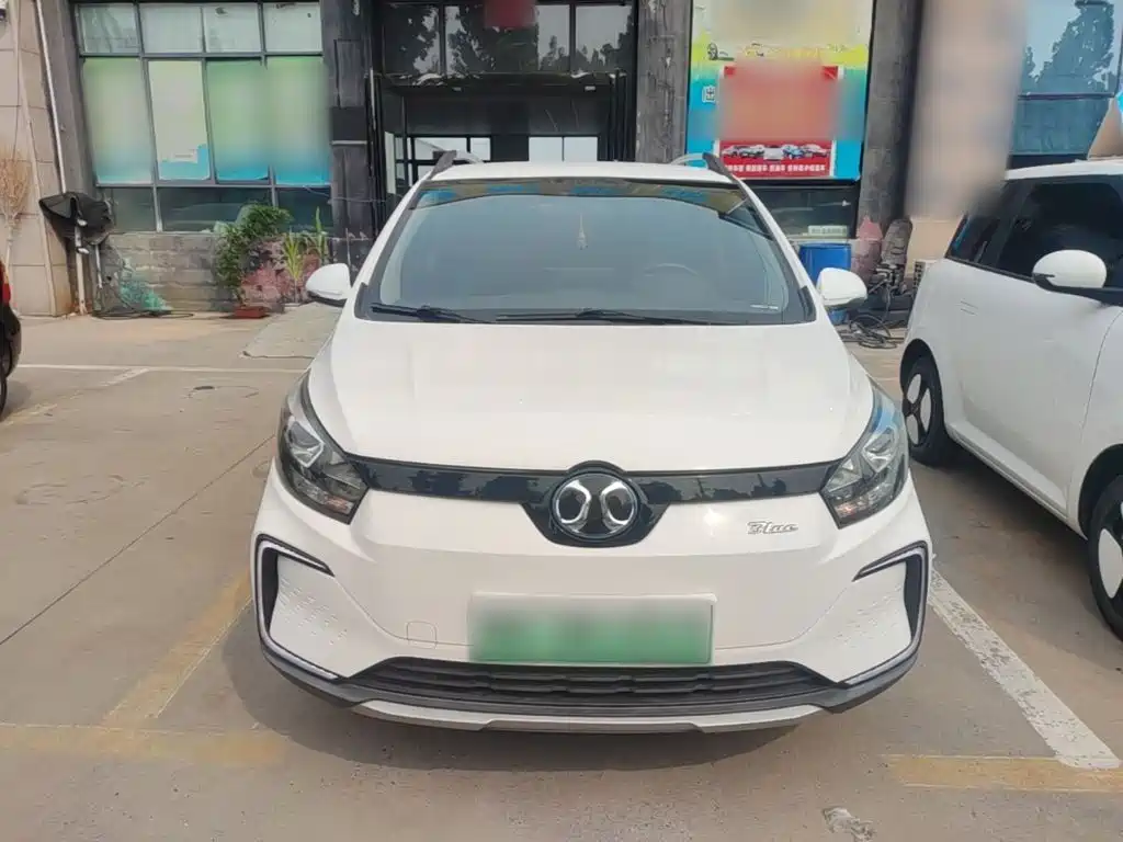 BAIC New Energy EC5 — миниатюра 3