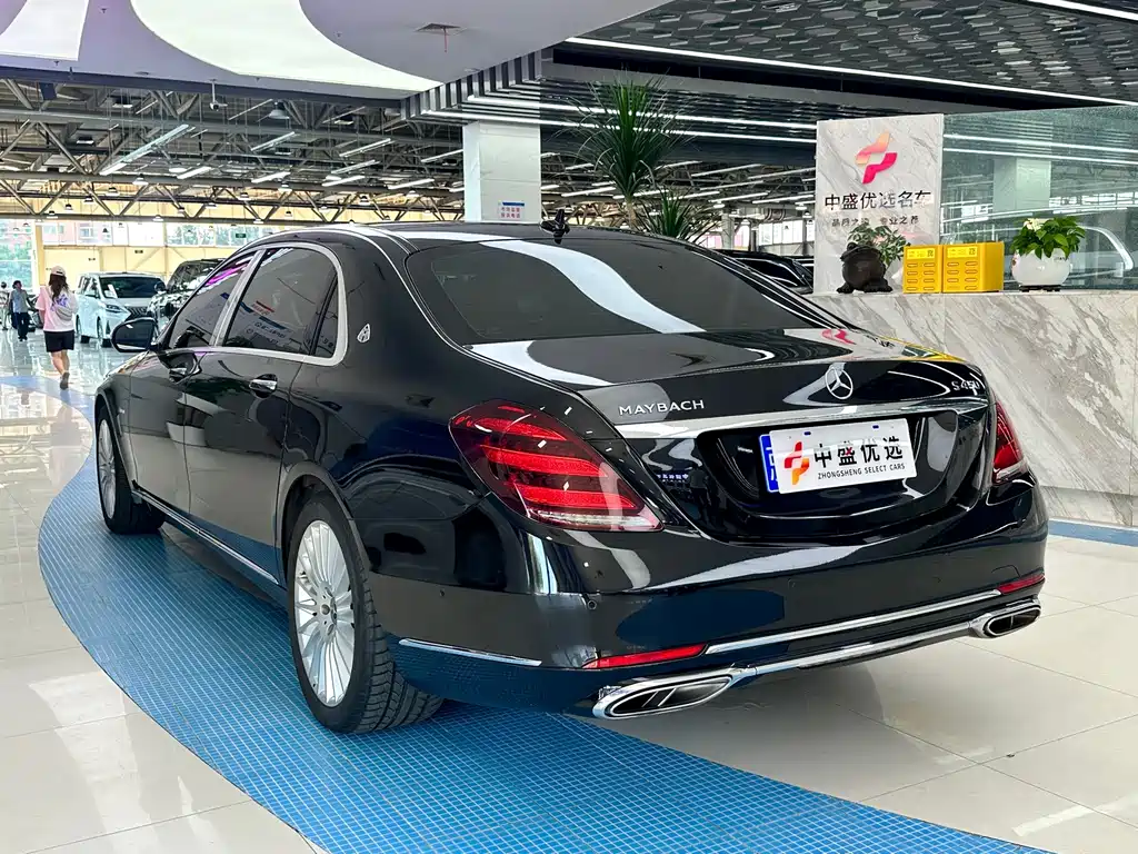 Mercedes-Benz S-Class — миниатюра 12