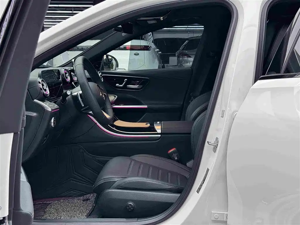 Mercedes-Benz C-Class C 2025 C 260 L Sport