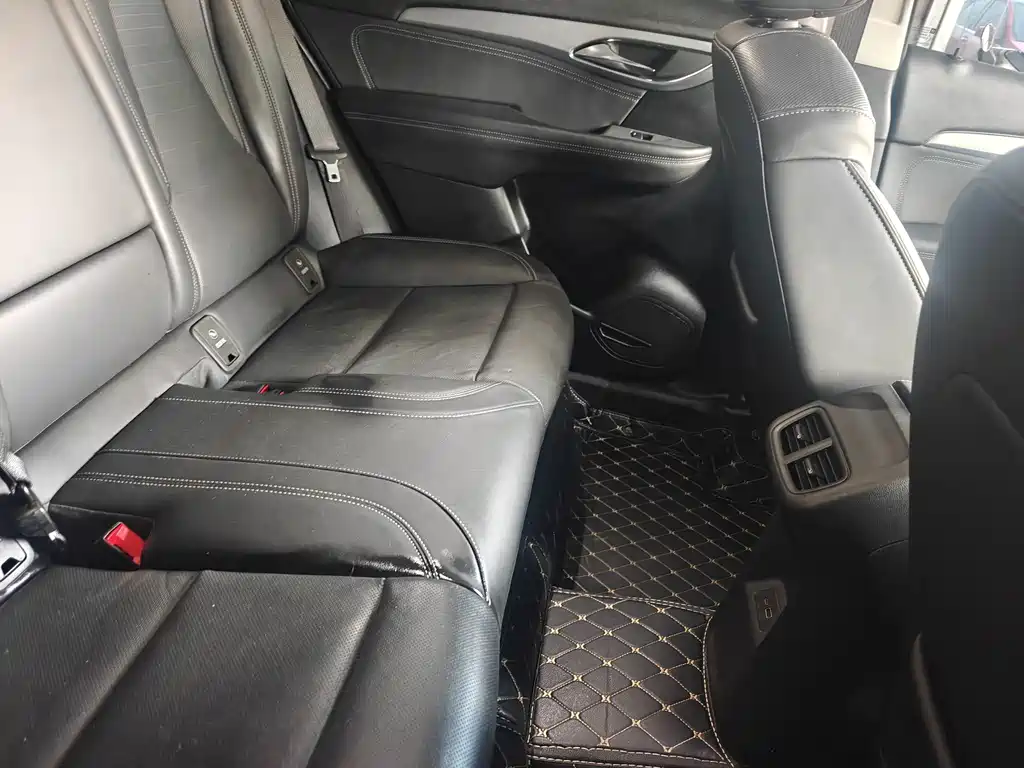 Buick Envision Plus — миниатюра 10