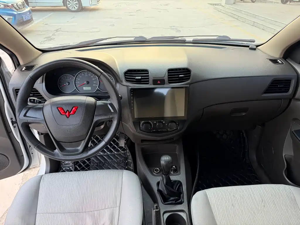 WULING WULING HONGGUANG