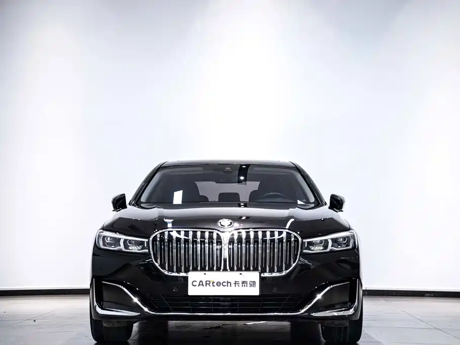 BMW 7 Series — миниатюра 4