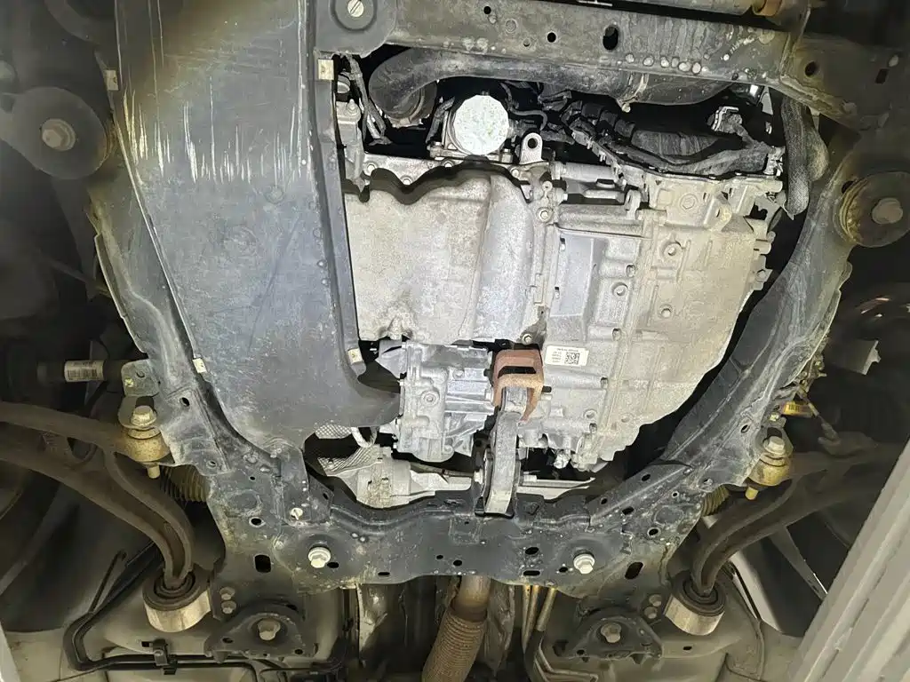 Ford Explorer (Import) — миниатюра 29