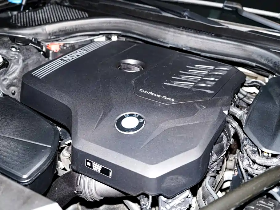 BMW 7 Series — миниатюра 13
