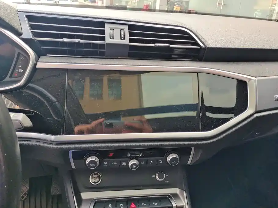 Audi Q3 — миниатюра 13