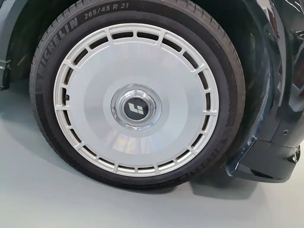 Li Auto Li L7 — миниатюра 8