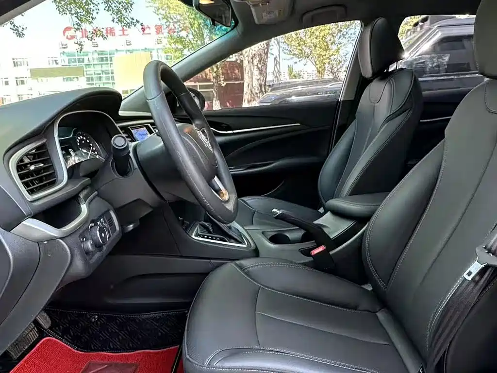 Buick Excelle — миниатюра 15